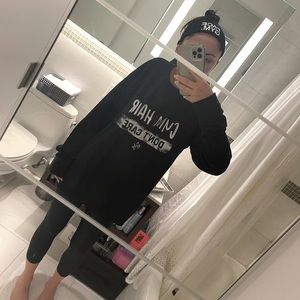 Black oversized sweatshirt